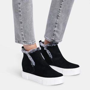 NEVER WORN Dolce Vita Zali Sneaker Black Suede